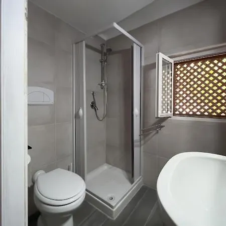 Lejlighed I Giardini Di Santomaj